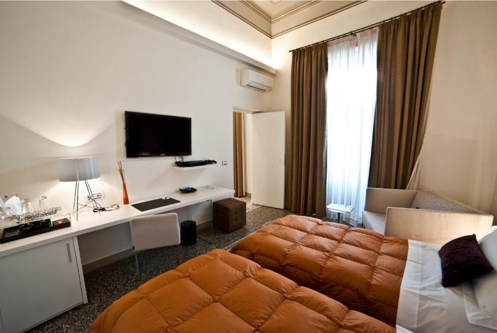 לינה וארוחת בוקר רג'יו די קאלאבריה Town House Cavour חדר תמונה