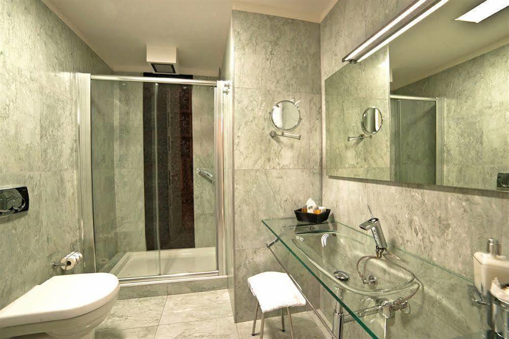 לינה וארוחת בוקר רג'יו די קאלאבריה Town House Cavour מראה חיצוני תמונה